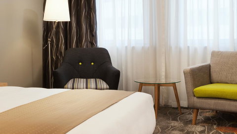 Holiday Inn Perth City Centre, An IHG Hotel - Rental Cars 23