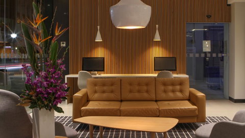 Holiday Inn Perth City Centre, An IHG Hotel - Rental Cars 6