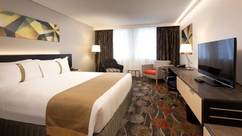 Holiday Inn Perth City Centre, An IHG Hotel - Rental Cars 5