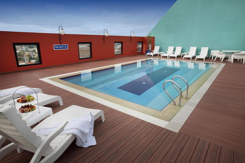 Mercure Perth - Rental Cars 3