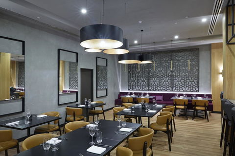 Mercure Perth - Rental Cars 23
