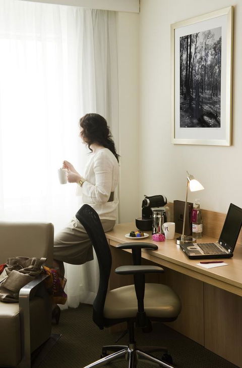 Mercure Perth - Rental Cars 35