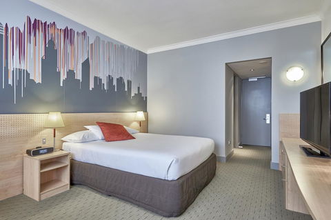 Mercure Perth - Rental Cars 34