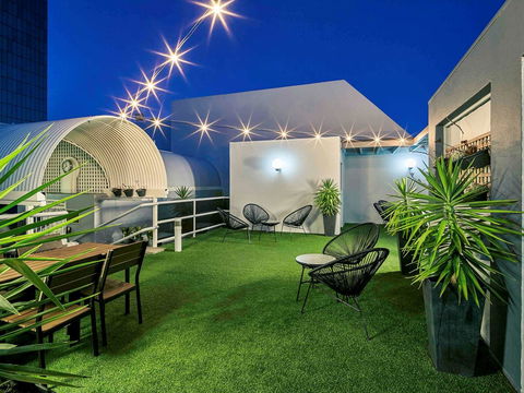 Mercure Perth - Rental Cars 44