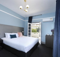 The Stirling Arms Hotel - Rental Cars