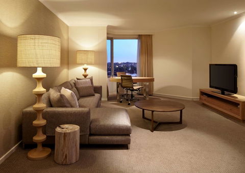 Residence On Langley Park - Rental Cars 16