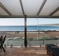 Canal Rocks Beachfront Apartments - Rental Cars