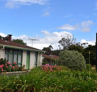 Valley Views Motel  Chalets - Rental Cars