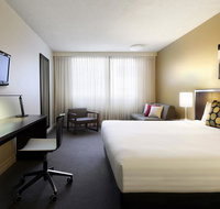 Travelodge Hotel Perth - Rental Cars