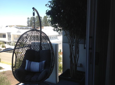La Sea-esta Retreat At South Beach - Rental Cars 2
