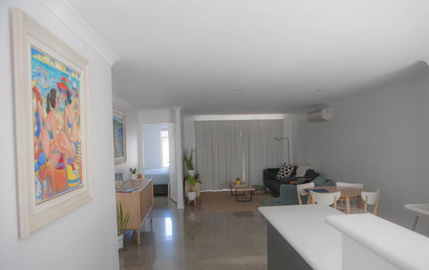 FortyTwo - Oceanside Retreat Busselton - Rental Cars 30