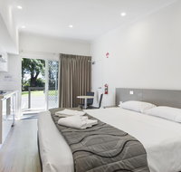 Discovery Parks  Perth Airport - Rental Cars