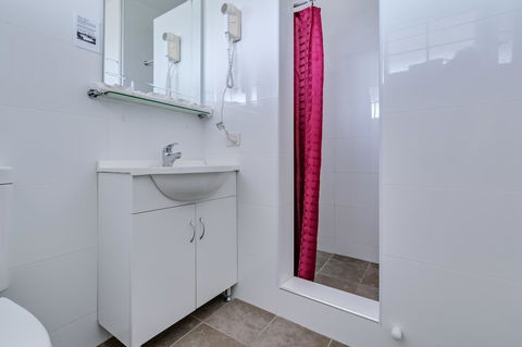 Ibis Styles Albany - Rental Cars 18