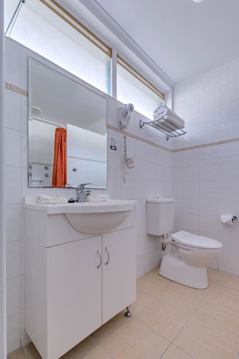 Ibis Styles Albany - Rental Cars 32