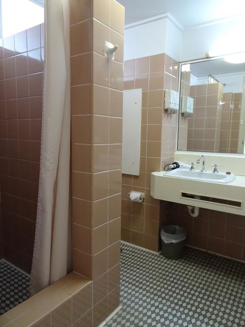 Ibis Styles Tamworth - Rental Cars 3