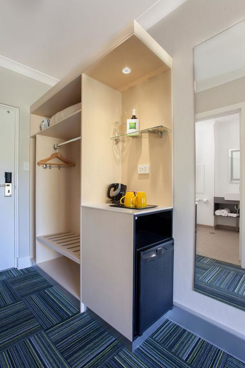 Ibis Styles Tamworth - Rental Cars 19