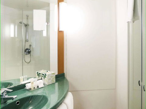 Ibis Thornleigh - Rental Cars 32