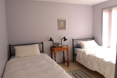 Bundle Hill Cottages - Rental Cars 33