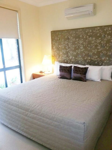 Potters Apartments - Rental Cars 19