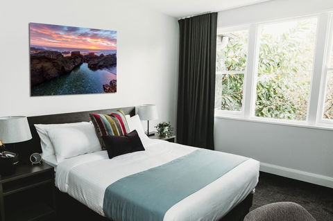 Coniston Hotel Wollongong - Rental Cars 1