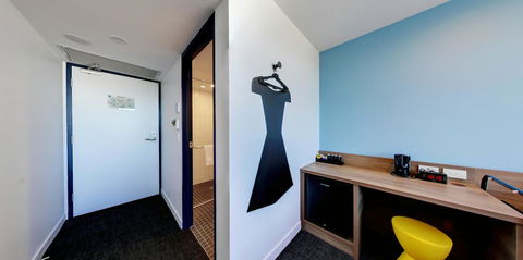 Ibis Budget Sydney Airport - Rental Cars 12