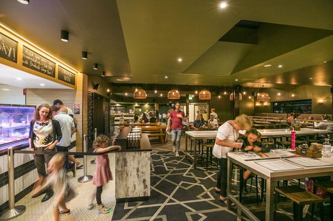 Nightcap At Caringbah Hotel - Rental Cars 5