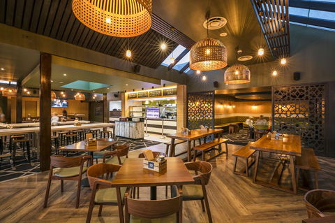 Nightcap At Caringbah Hotel - Rental Cars 24