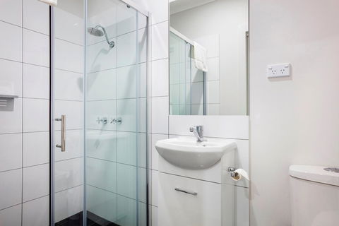 Nightcap At Caringbah Hotel - Rental Cars 40