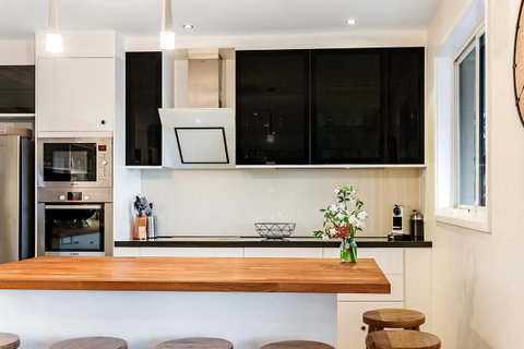 Phuza Maningi 17 Myan Close - Rental Cars 8
