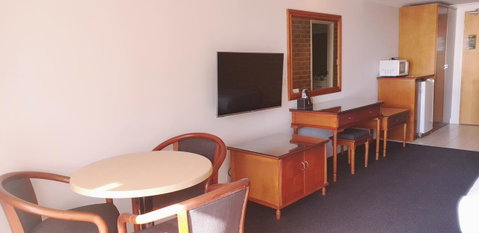 Marina Resort - Rental Cars 26