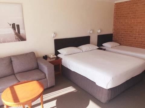 Marina Resort - Rental Cars 39