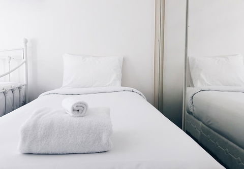 DD Apartments On Darling Harbour - Rental Cars 13