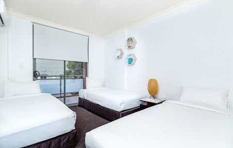 DD Apartments On Darling Harbour - Rental Cars 20