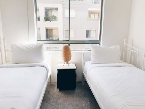 DD Apartments On Darling Harbour - Rental Cars 42