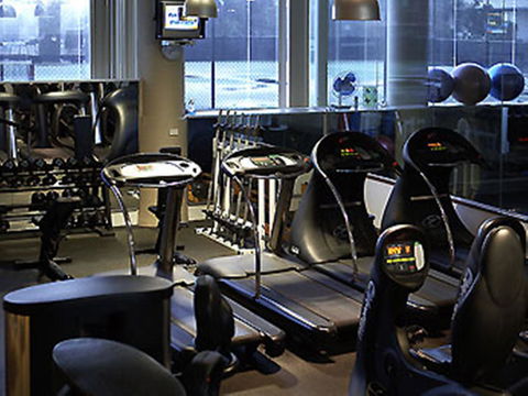 Novotel Sydney Brighton Beach - Rental Cars 12
