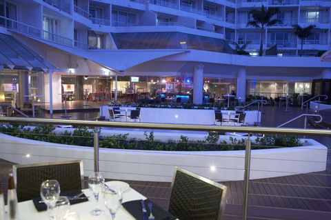 Novotel Sydney Brighton Beach - Rental Cars 16