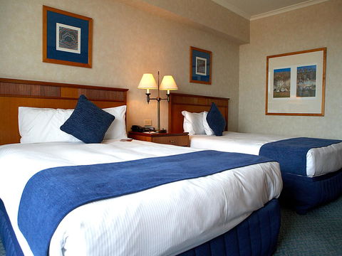 Novotel Sydney Brighton Beach - Rental Cars 9