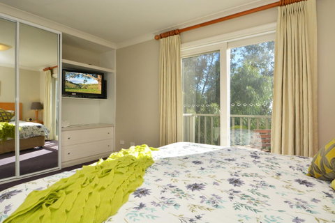 Villa 3br Chianti Villa Located Within Cypress Lakes Resort - Rental Cars 12