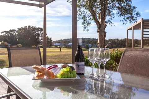 Condo 105 @ Horizons Golf Resort - Salamander Bay NSW - Rental Cars 0