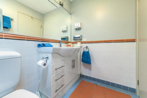 Condo 105 @ Horizons Golf Resort - Salamander Bay NSW - Rental Cars 21