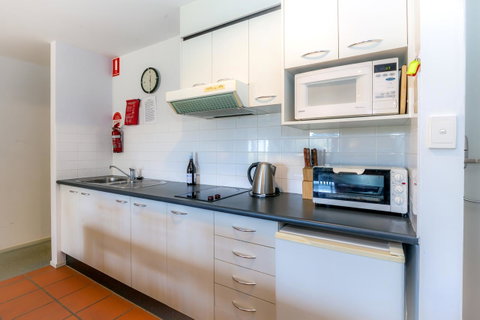Condo 105 @ Horizons Golf Resort - Salamander Bay NSW - Rental Cars 13