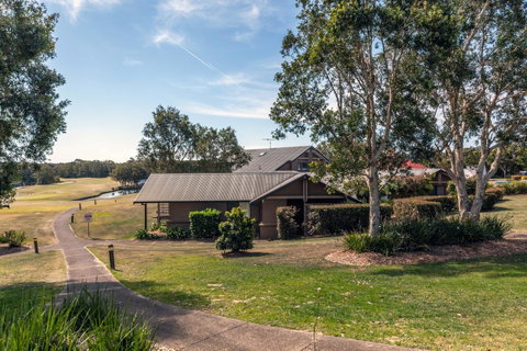 Condo 105 @ Horizons Golf Resort - Salamander Bay NSW - Rental Cars 12