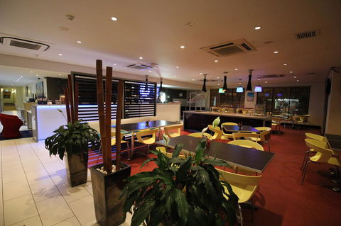 Ibis Newcastle - Rental Cars 30