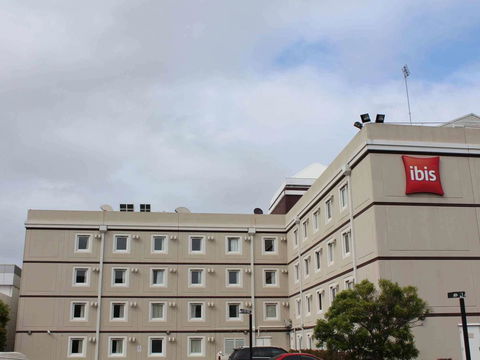 Ibis Newcastle - Rental Cars 36