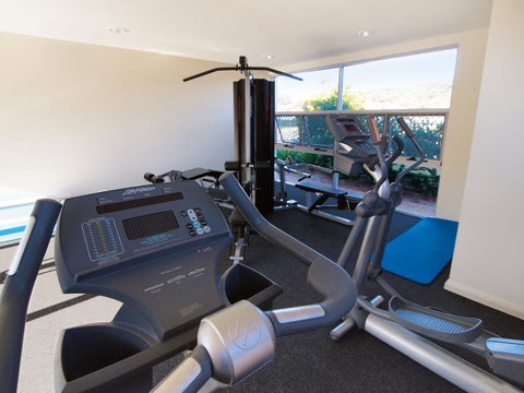 Oaks Port Stephens Pacific Blue Resort - Rental Cars 8