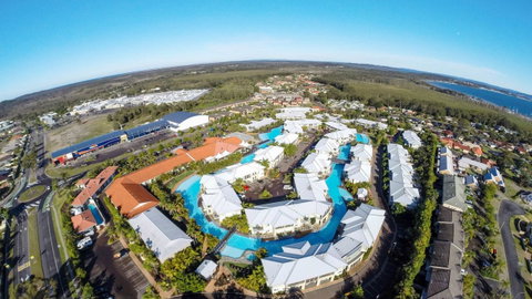 Oaks Port Stephens Pacific Blue Resort - Rental Cars 3