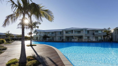 Oaks Port Stephens Pacific Blue Resort - Rental Cars 0