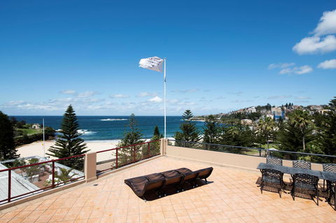 Coogee Sands Hotel & Apartments - Rental Cars 10