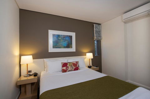 Coogee Sands Hotel & Apartments - Rental Cars 2