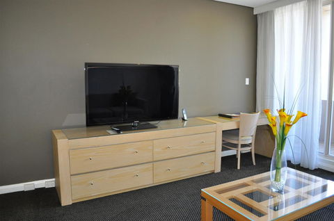 Coogee Sands Hotel & Apartments - Rental Cars 37
